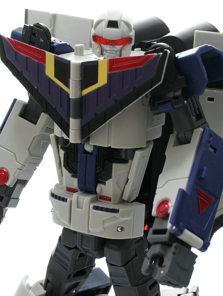 ToyWorld TW-06 Evila Star Astrotrain White Version 7 ToyWorld TW-06 Evila Star Astrotrain White Version - Image 5