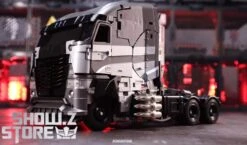 Unique Toys R-04C Nero Galvatron Clear Version -Finest Toy Store 04a854a248