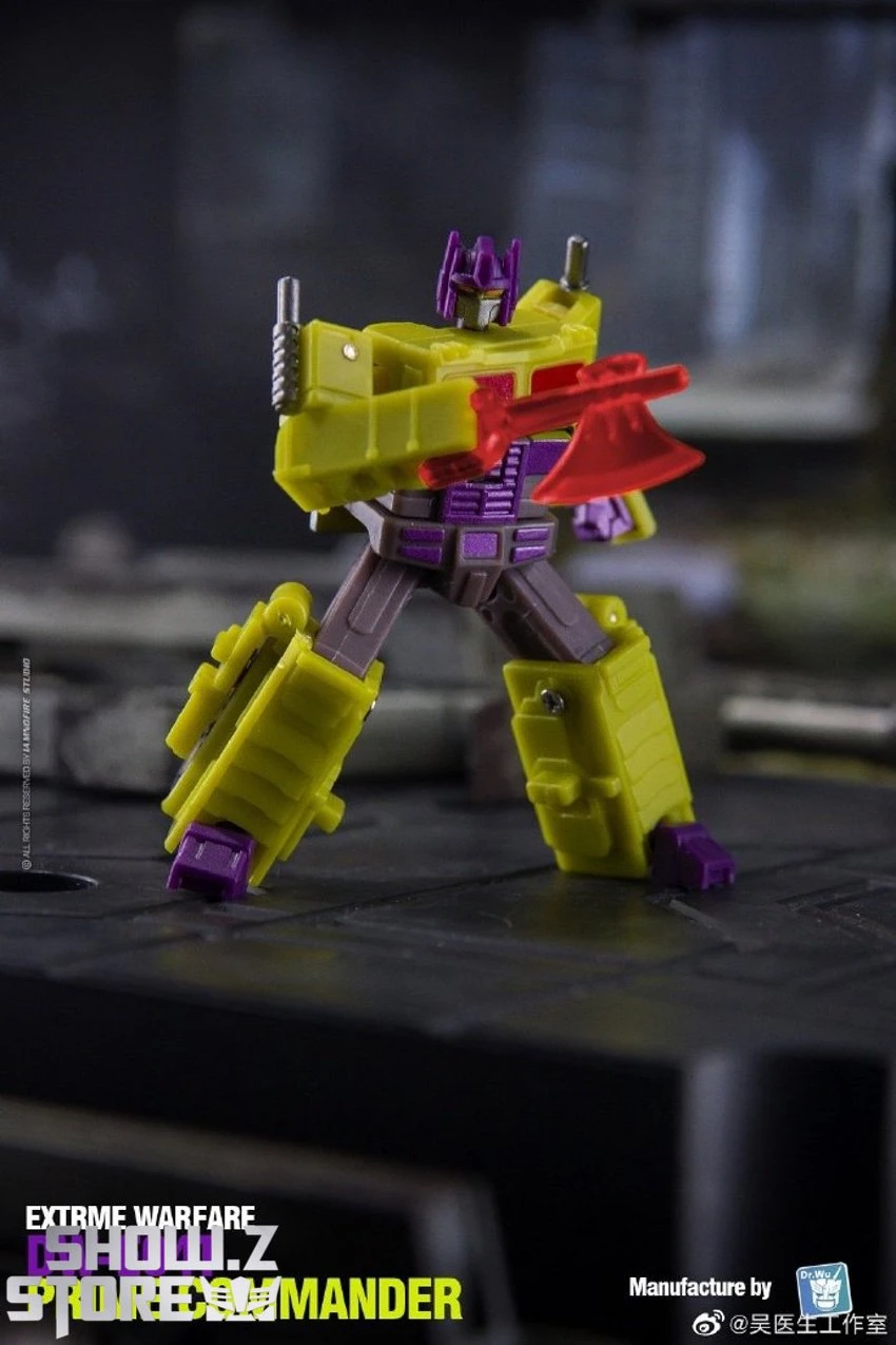Dr.Wu DW-E04T Prime Commander Optimus Prime Toxitron Version W/ Trailer 13 Dr.Wu DW-E04T Prime Commander Optimus Prime Toxitron Version W/ Trailer - Image 11