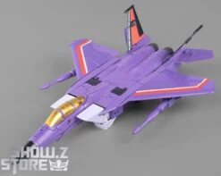 MakeToys MTRM-EX04 Skyclone Hotlink Convention Exclusive -Finest Toy Store 0f38c2b37f