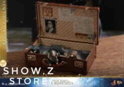 [Pre-Order] Hot Toys HT 1/6 Newt Scamander MMS512 Fantastic Beasts: The Crimes Of Grindelwald -Finest Toy Store 1a0aa21c3e