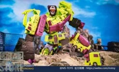 Magic Square MS-B41 Excavator Scavenger & MS-B42 Bulldozer Bonecrusher Set Of 2 28 Magic Square MS-B41 Excavator Scavenger & MS-B42 Bulldozer Bonecrusher Set Of 2 -Finest Toy Store 1b2204f8f7