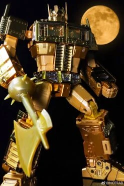 Takara MP10G MP-10G Masterpiece Optimus Prime Gold Lagoon Edition -Finest Toy Store 239dd087f7
