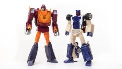 Xtransbots MM-XIII Crackup (Stunticons Breakdown) MX-XIII MX-13 -Finest Toy Store 2d6e69919f