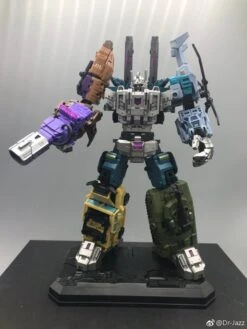 Iron Factory IF-EX22 EX24 War Giant Bruticus Full Set -Finest Toy Store 341e3bb123