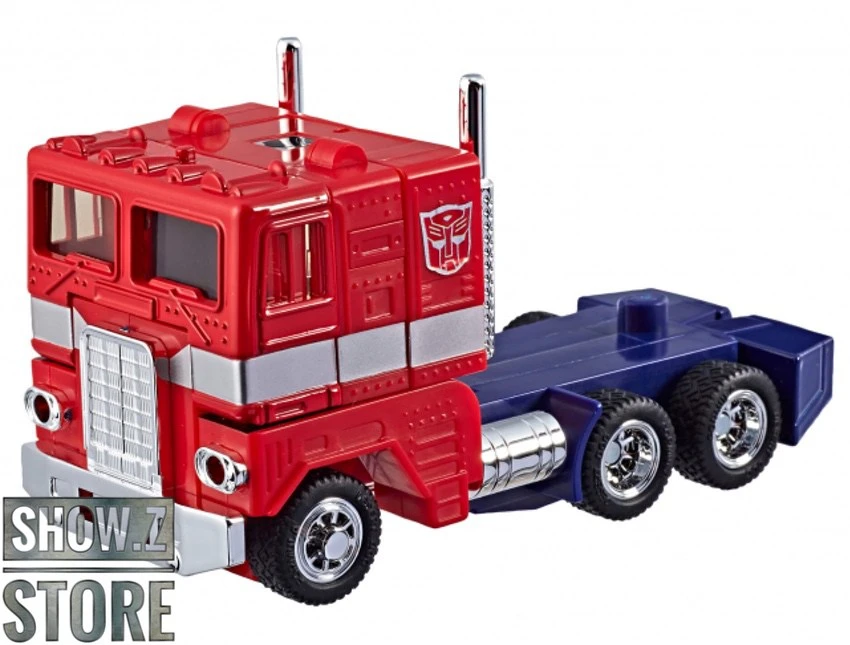Hasbro Transformers: Vintage Optimus Prime G1 Reissues 5 Hasbro Transformers: Vintage Optimus Prime G1 Reissues - Image 3