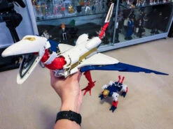 Mastermind Creations R-36 Inventa Sky Lynx -Finest Toy Store 7658d987ec