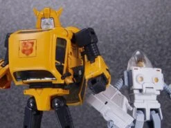 Takara Masterpiece MP-21 Mp21 Bumblebee -Finest Toy Store 7a1c0600bd