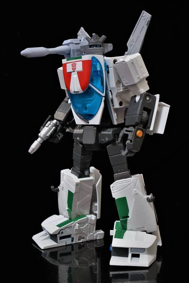 Takara MP-20+ Wheeljack Anime Color 8 Takara MP-20+ Wheeljack Anime Color - Image 6