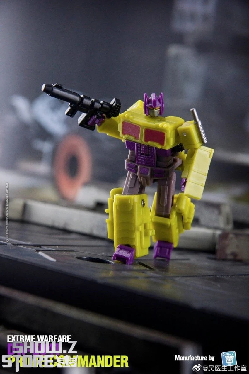 Dr.Wu DW-E04T Prime Commander Optimus Prime Toxitron Version W/ Trailer 12 Dr.Wu DW-E04T Prime Commander Optimus Prime Toxitron Version W/ Trailer - Image 10