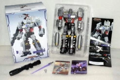 MakeToys MT MTCD-02 MTCD02 Rioter Despotron Megatron -Finest Toy Store ee9ffdefd7