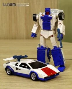 Xtransbots MM-XIII Crackup (Stunticons Breakdown) MX-XIII MX-13 -Finest Toy Store f5f6ae4f29