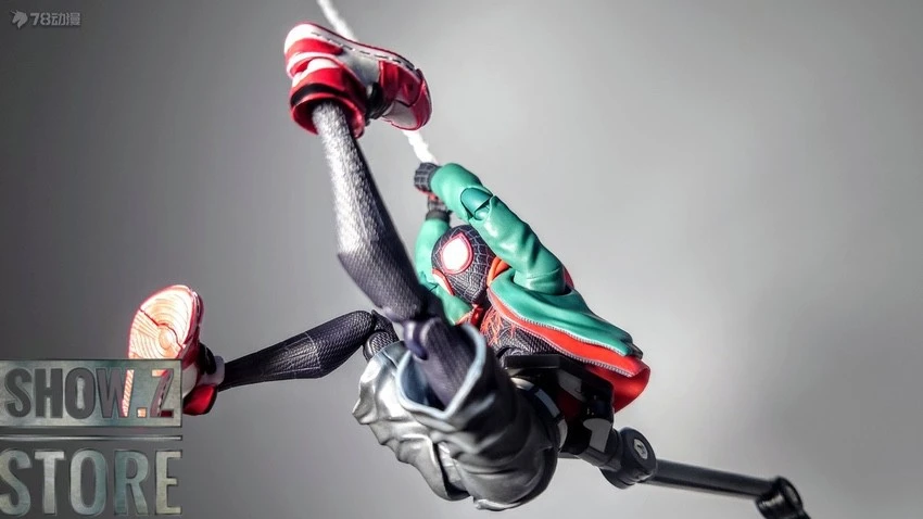 Sentinel Toys Spider-Man: Into The Spider-Verse Miles Morales 18 Sentinel Toys Spider-Man: Into The Spider-Verse Miles Morales - Image 16
