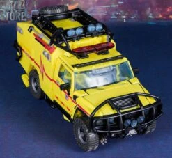 Takara Tomy Masterpiece Movie Series MPM-11 Ratchet -Finest Toy Store f9187d3366